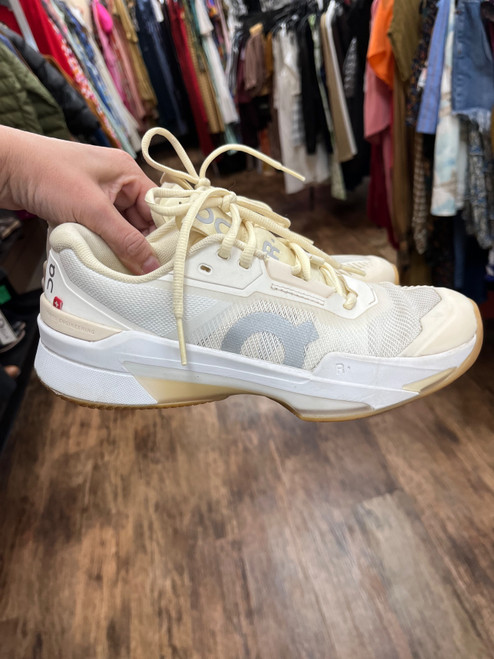 Vist Large View of Product Image Which is Used On Cloud Casual Shoes 8.5