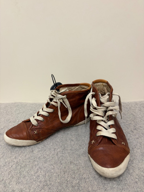 Vist Large View of Product Image Which is Used Frye Casual Shoes 6.5