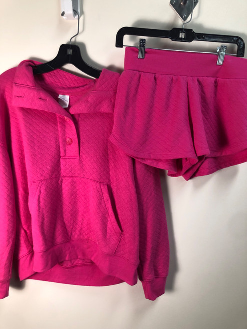 Vist Large View of Product Image Which is Used Stars Above Two Piece Set M-8/10