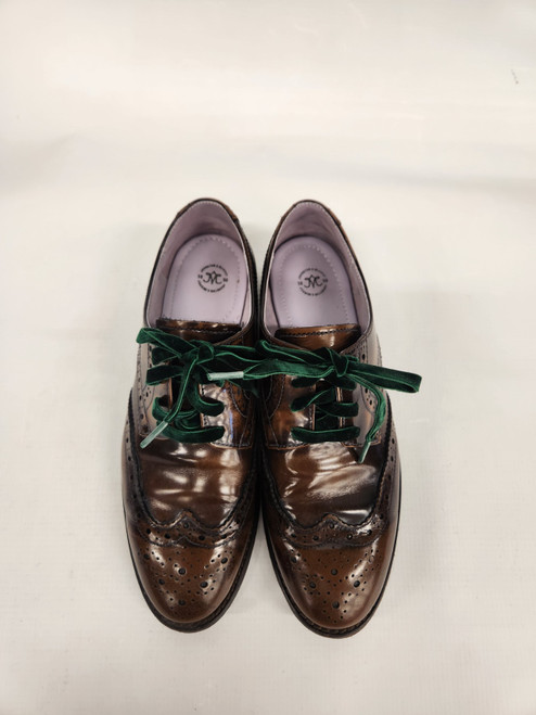 Vist Large View of Product Image Which is Used Johnston & Murphy Low Heels 6.5