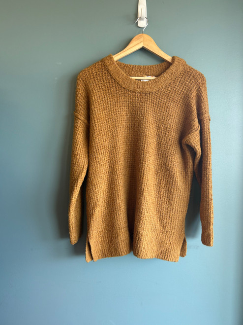 Vist Large View of Product Image Which is Used Olive & Oak Heavyweight Sweater M-8/10