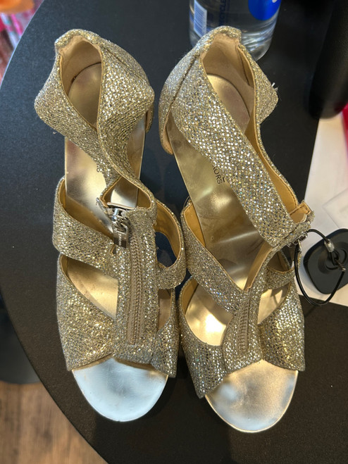 Vist Large View of Product Image Which is Used Michael Michael Kors High Heels 7.5