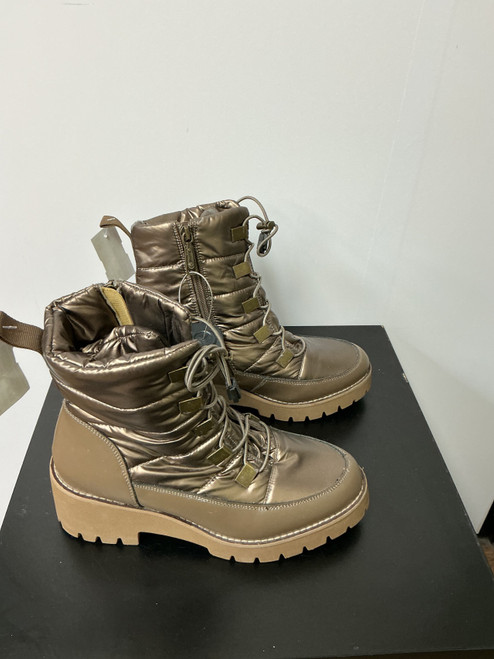Vist Large View of Product Image Which is Used Blondo Outerwear Boots 8