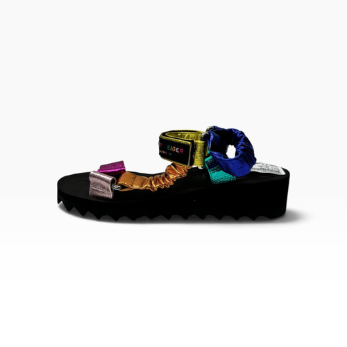 Vist Large View of Product Image Which is Used Kurt Geiger Sandals 6.5