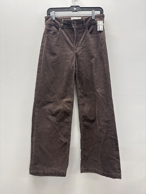 Vist Large View of Product Image Which is Used Brown Gap Casual Pant 4-27
