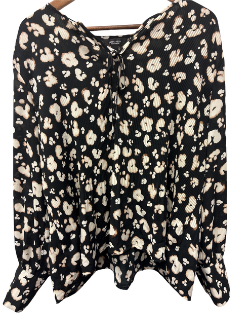 Vist Large View of Product Image Which is long sleeve 
plus size 