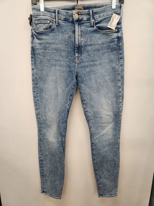 Vist Large View of Product Image Which is Used Mother Denim 14-32