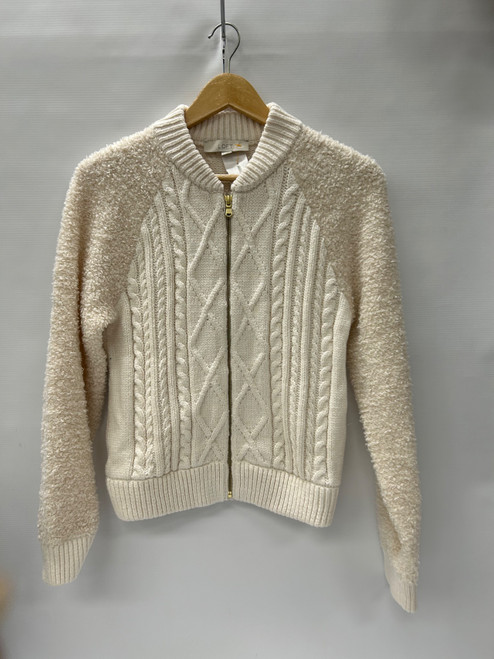 Vist Large View of Product Image Which is Used Loft Short HeavyCoat S-4/6