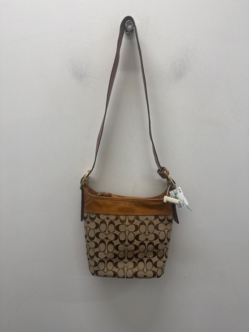 Vist Large View of Product Image Which is Used Brown Coach Large Handbag