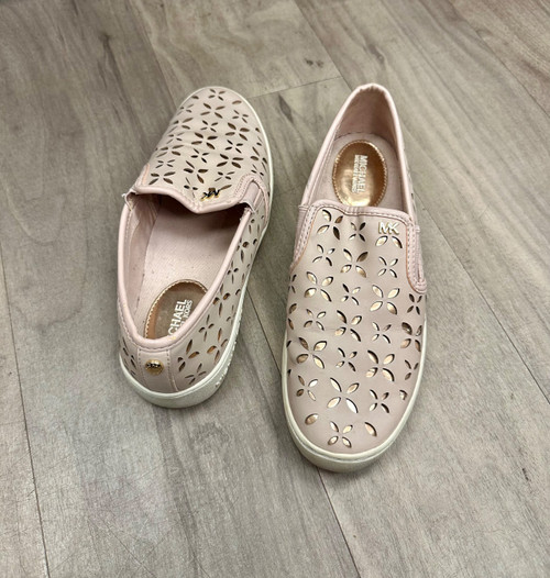 Vist Large View of Product Image Which is Used Michael Michael Kors Flats 6