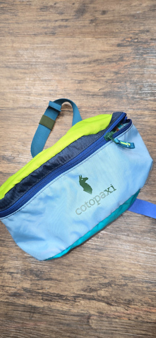 Vist Large View of Product Image Which is Used Cotopaxi Small Handbag