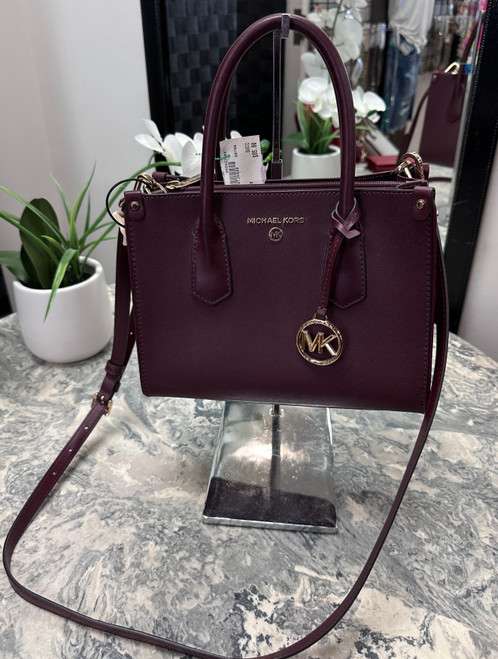 Vist Large View of Product Image Which is Used Michael Kors Small Leather Handbag 60076-S000685221