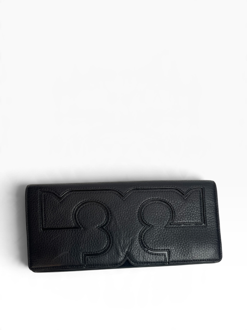 Vist Large View of Product Image Which is Used Tory Burch Small Leather Handbag