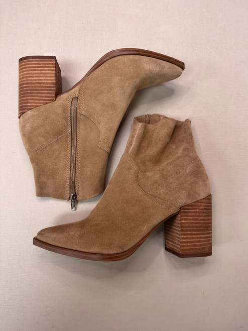 Vist Large View of Product Image Which is Used BP. Ankle Boots 8.5