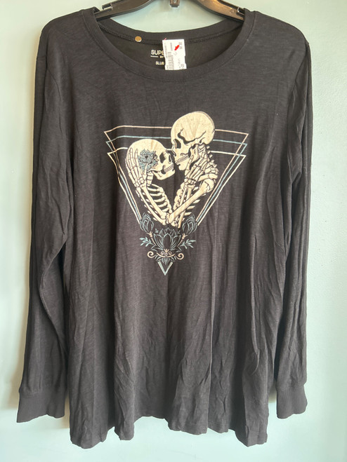 Vist Large View of Product Image Which is Used Torrid Long Sleeve T-Shirt 2X-20