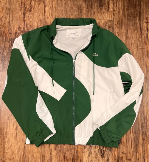 Vist Large View of Product Image Which is Used Lacoste Short Light Jacket S-4/6