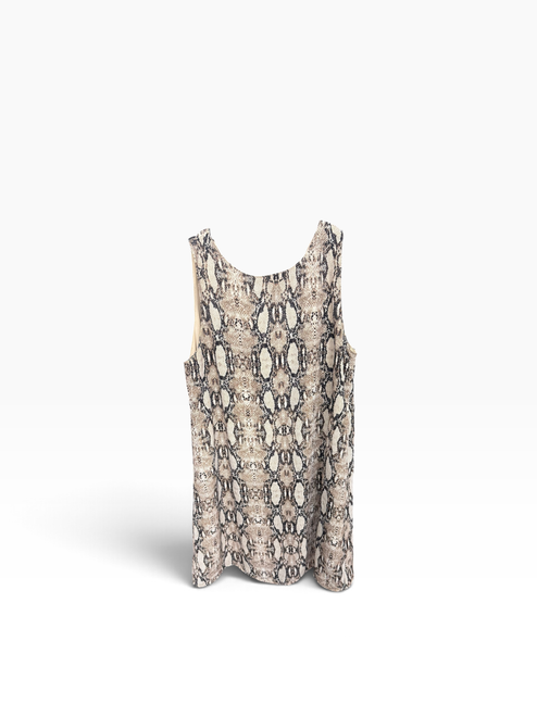 Vist Large View of Product Image Which is Used Unbranded Short Dress B S-4/6