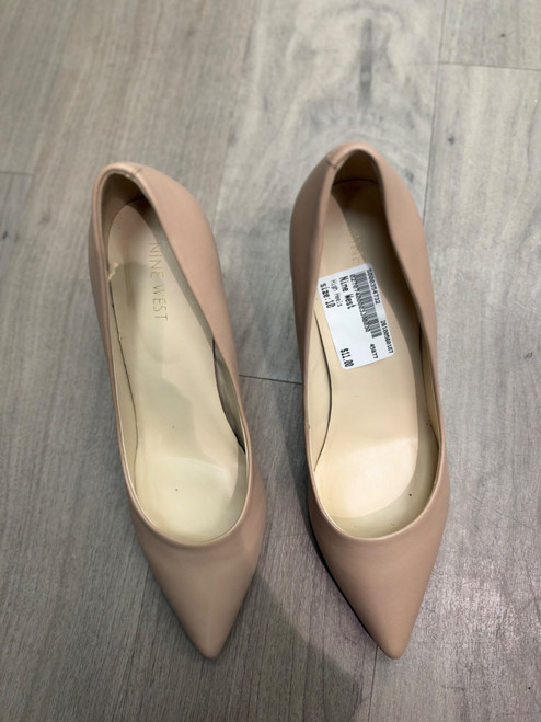 Vist Large View of Product Image Which is Used Nine West High Heels 10