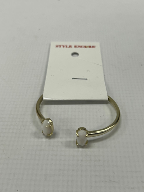 Vist Large View of Product Image Which is Used Kendra Scott Bracelet