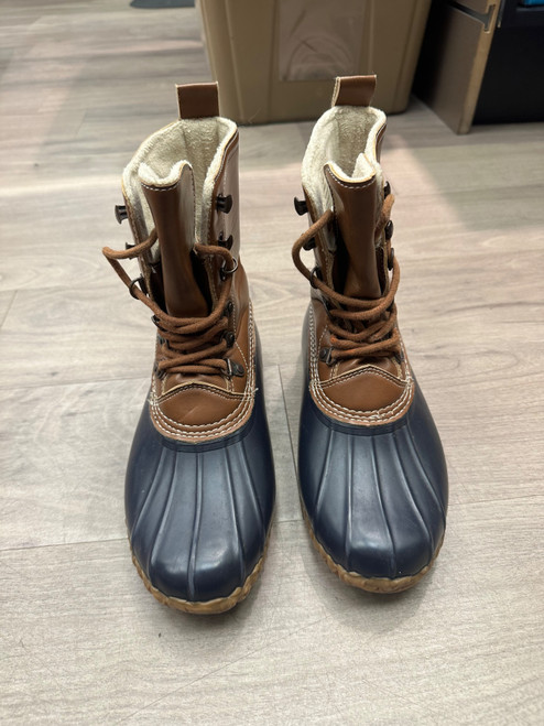Vist Large View of Product Image Which is Used Esprit Outerwear Boots 6.5