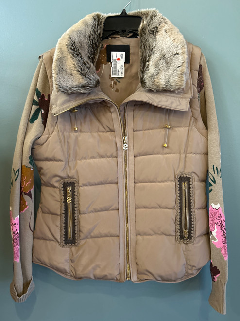 Vist Large View of Product Image Which is Used Desigual Short HeavyCoat L-12/14