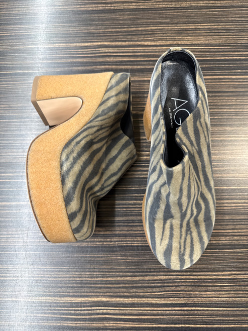 Vist Large View of Product Image Which is Used Unbranded High Heels 7.5