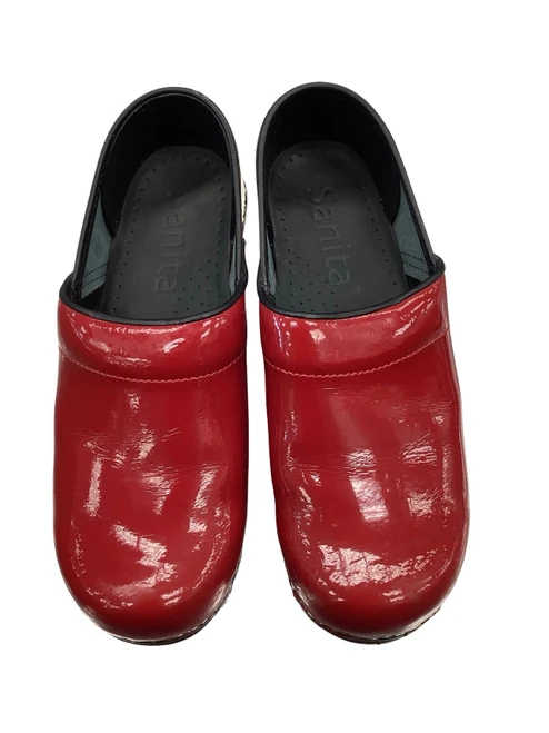 Vist Large View of Product Image Which is Used Sanita Clogs 6.5