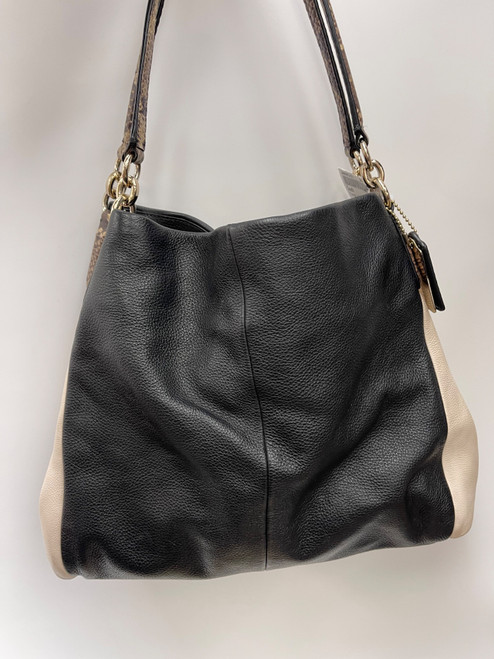 Vist Large View of Product Image Which is Used Coach Xlarge Leather Handbag