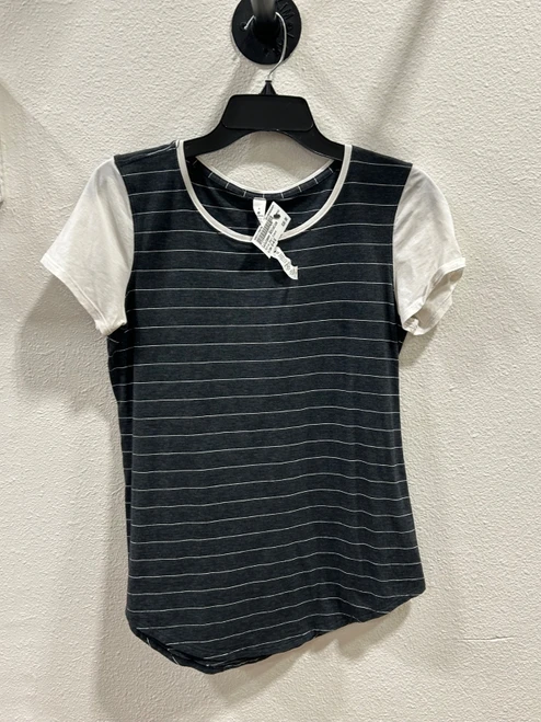 Vist Large View of Product Image Which is Used Lululemon Athletica Active Short Sleeve S-4/6