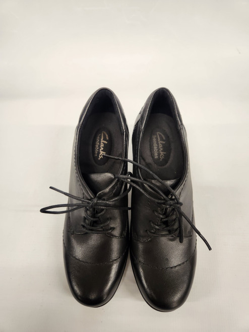 Vist Large View of Product Image Which is Used Clarks High Heels 7.5