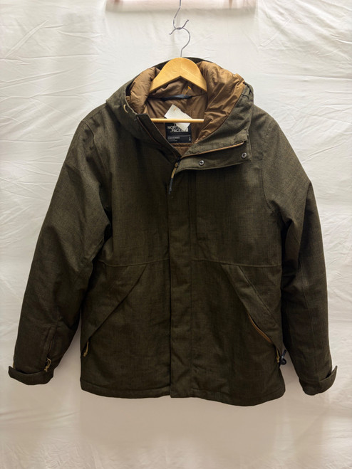 Vist Large View of Product Image Which is Used The North Face Men's Short Heavy Coat L