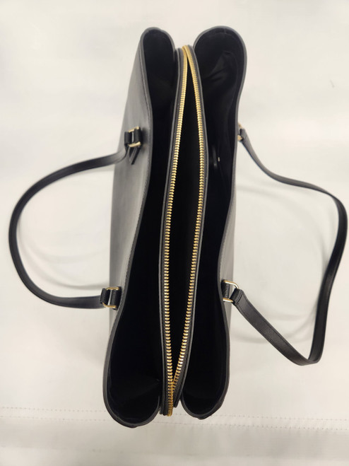 Vist Large View of Product Image Which is Used Kate Spade New York Xlarge Leather Handbag