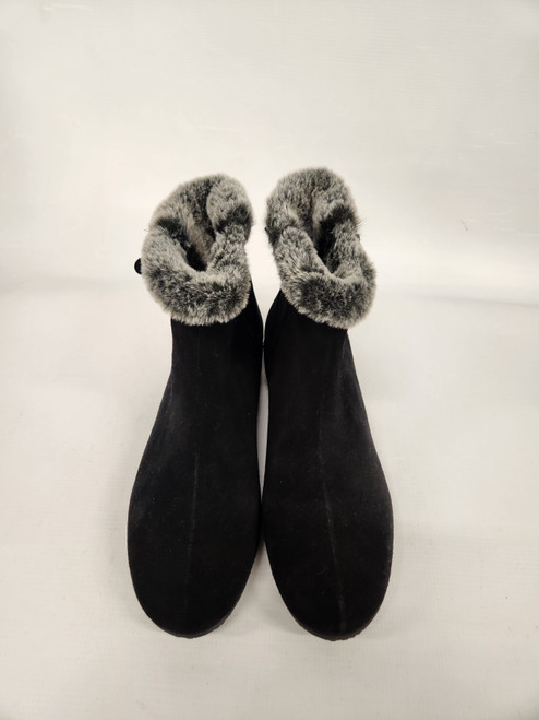 Vist Large View of Product Image Which is Used Softwalk Ankle Boots 11