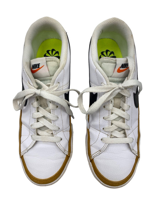 Vist Large View of Product Image Which is Used Nike Casual Shoes 9
