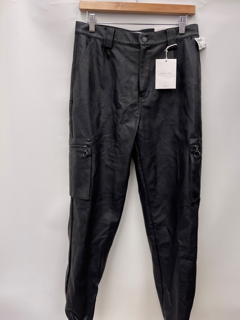 Vist Large View of Product Image Which is Used Kancan Casual Pant 6-28
