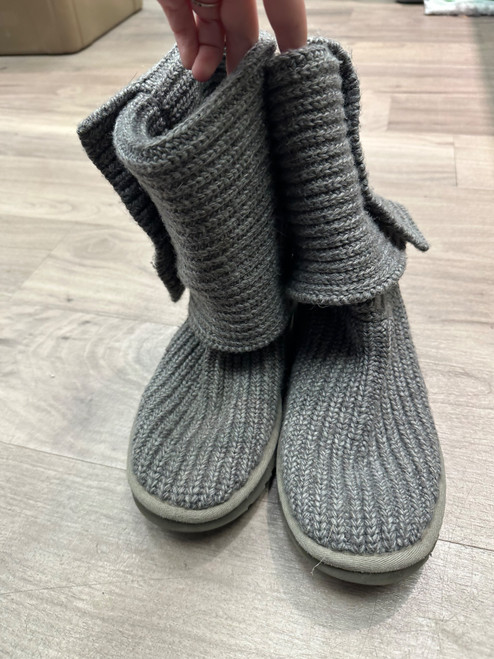 Vist Large View of Product Image Which is Used Ugg Australia Ankle Boots 8