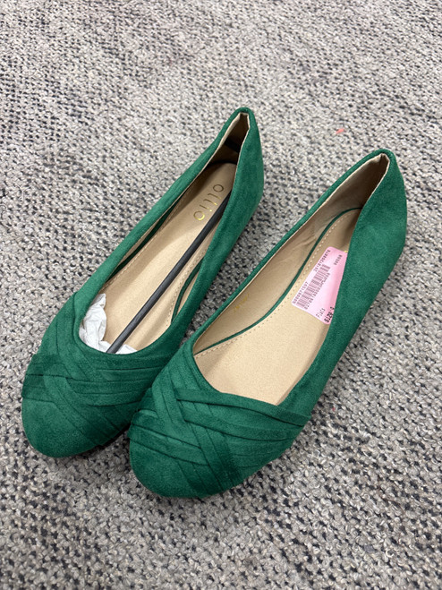 Vist Large View of Product Image Which is Used ollio Flats 9