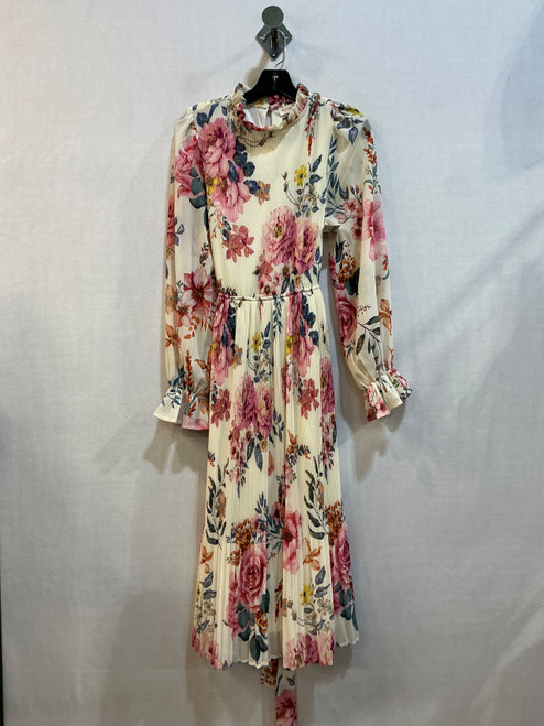Vist Large View of Product Image Which is Used Flying Tomato Long Dress F M-8/10