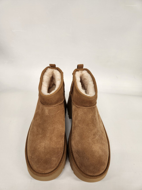 Vist Large View of Product Image Which is Used Ugg Australia Ankle Boots 10