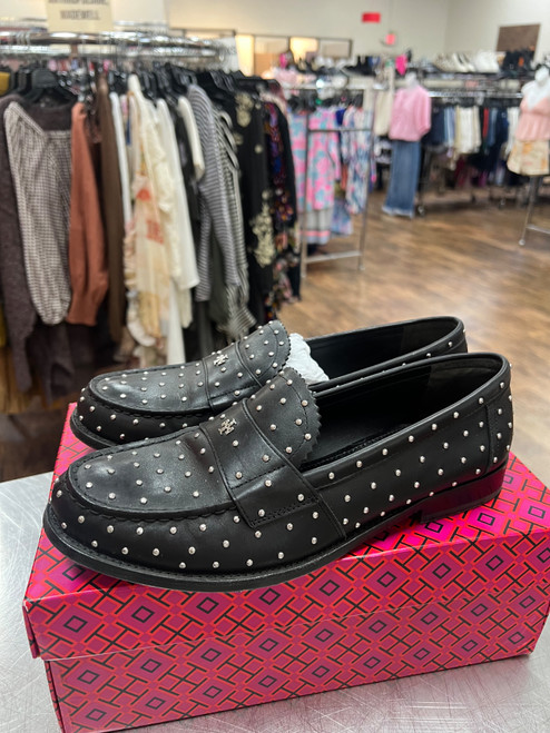 Vist Large View of Product Image Which is Used Tory Burch Flats 10