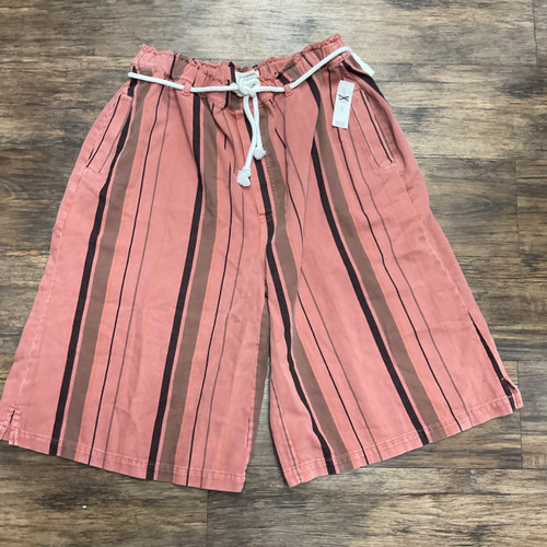 Vist Large View of Product Image Which is Used Pilcro Capri 14-32