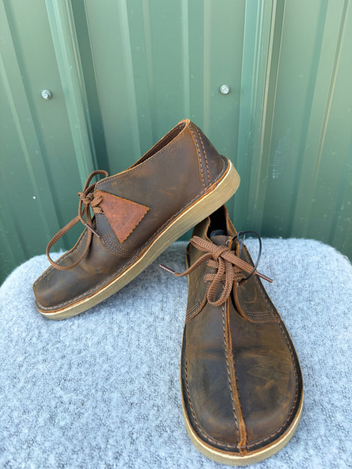 Vist Large View of Product Image Which is Used Clarks Clogs 8.5