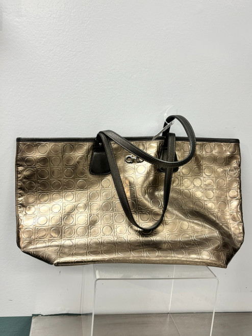 Vist Large View of Product Image Which is Used Salvatore Ferragamo Xlarge Leather Handbag