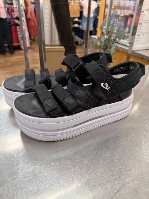Vist Large View of Product Image Which is Used Nike Wedge Sandals 9