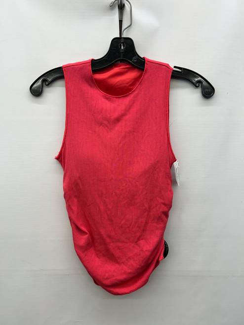 Vist Large View of Product Image Which is Used Alo Yoga Active Tank Top S-4/6