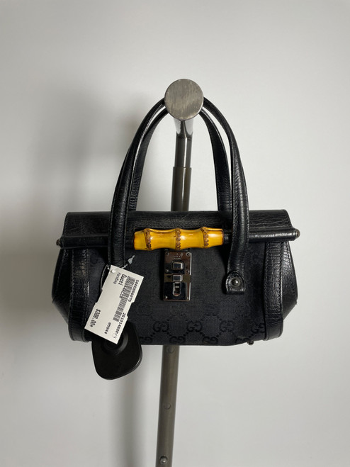 Vist Large View of Product Image Which is Used Gucci Large Leather Handbag