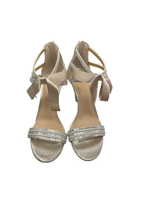 Vist Large View of Product Image Which is Used Gianni Bini High Heels 11
