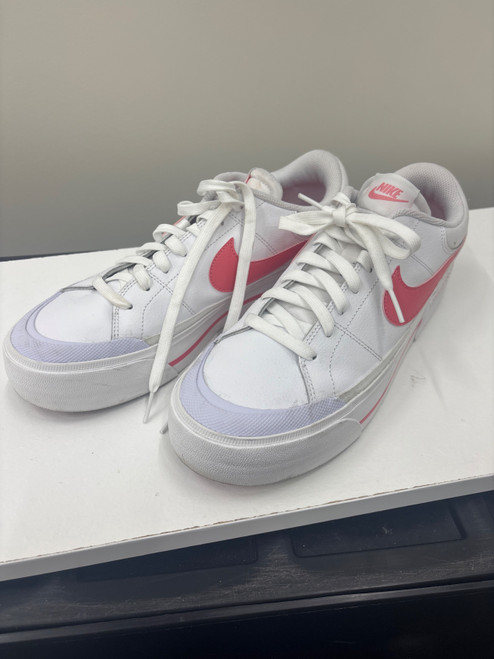 Vist Large View of Product Image Which is Used Nike Performance Shoes 11