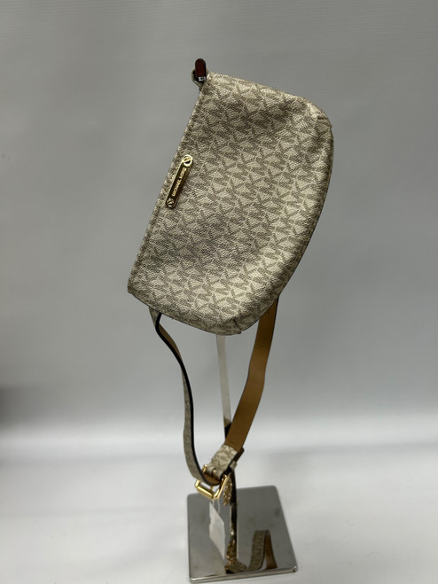 Vist Large View of Product Image Which is Used Michael Michael Kors Small Leather Handbag