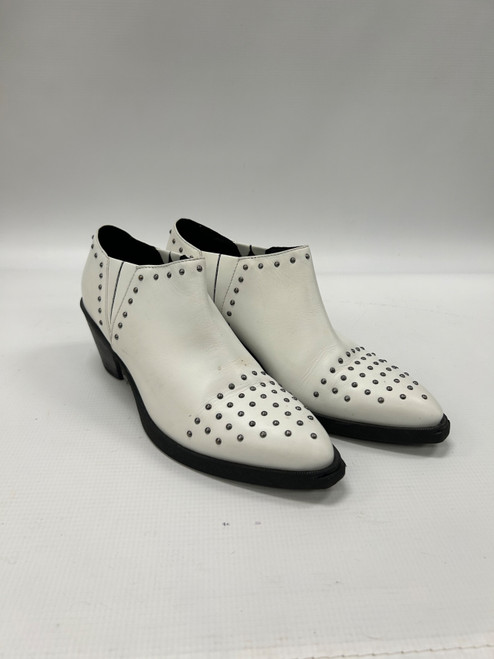 Vist Large View of Product Image Which is Used Geox Ankle Boots 8